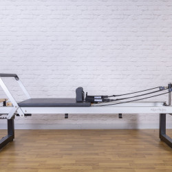 A8 Pro Pilates Reformer Revalidatie Leg Bundle A8 Pro Pilates Reformer Revalidatie Leg Bundle