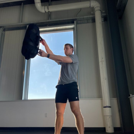 SANDBAG SMALL 40 LB, GEVULD MET 4 X 4,5 KG SANDBELLS