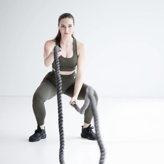 LMX.® Battle Rope 15m - Duurzaam en Geschikt voor Commercieel Gebruik De LMX.® Battle Rope van 15m is perfect voor diverse trainingen, gemaakt van duurzaam PP materiaal en geschikt voor binnen- en buitengebruik.