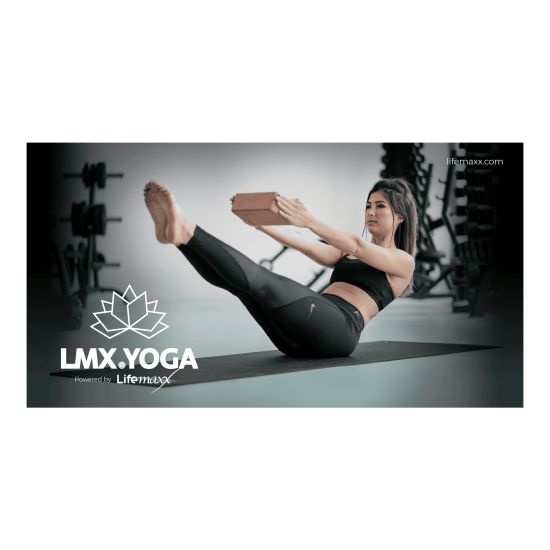 Officiële Lifemaxx® Yoga banner voor studio, gym of homegym. Stevig pvc doek met stalen ringen, afmetingen 300 x 160 cm.