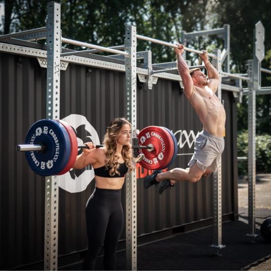 Modulaire Crossmaxx® Outdoor Upright stand van 250cm. Duurzaam, sterk en perfect voor buitentrainingen of homegym.